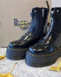 紅葉とDr.Martens🍂