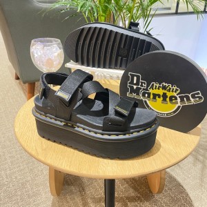 江の島旅行で履いたDr.Martensサンダル！