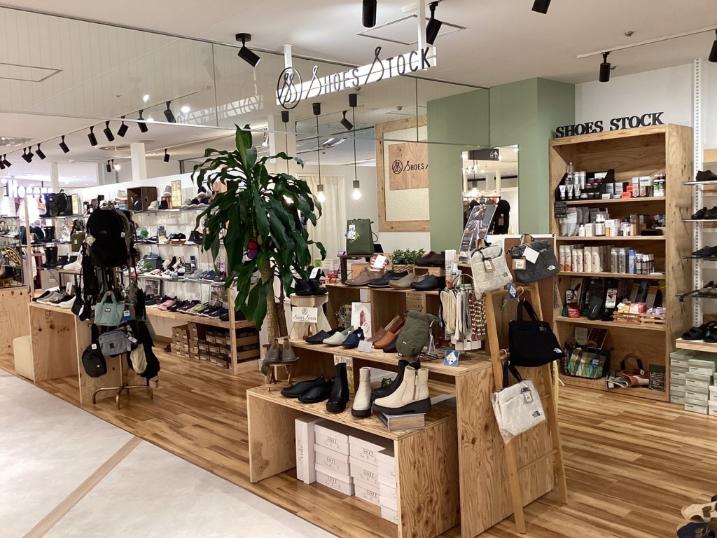 SHOES STOCK青森