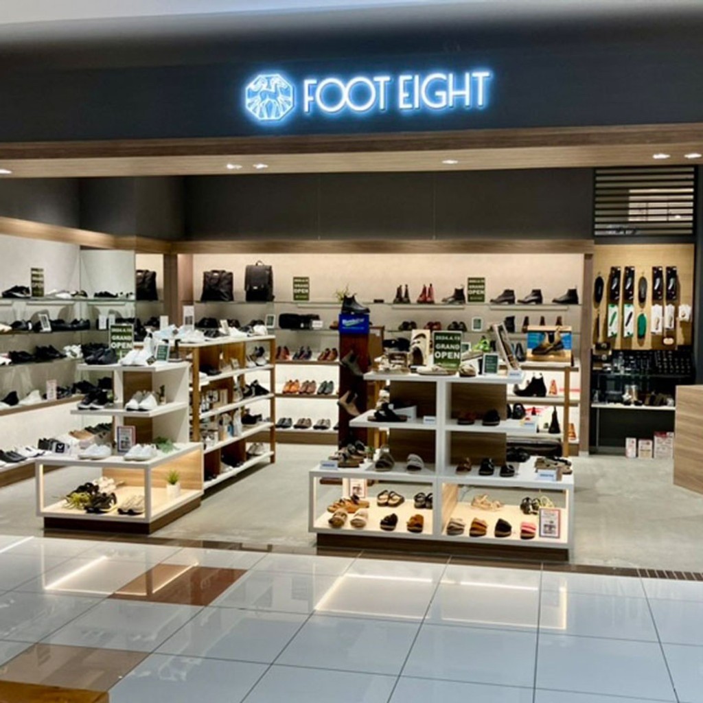 FOOT EIGHT