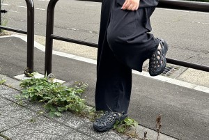雨の日も快適＆おしゃれに！濡れてもへっちゃらな「サンダル特集」☔️👡